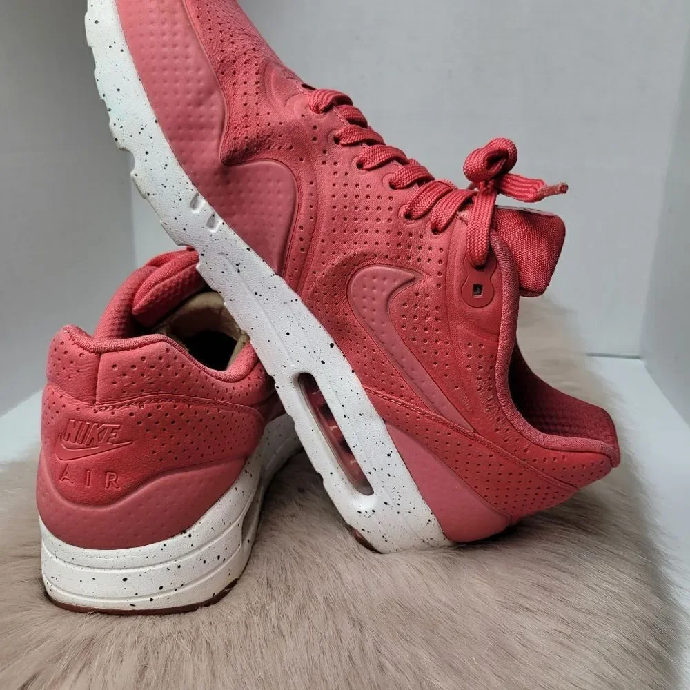 Nike Air Max 1 Ultra Moire Terra Red Sneakers 705297 611  Men’s Size 9.5